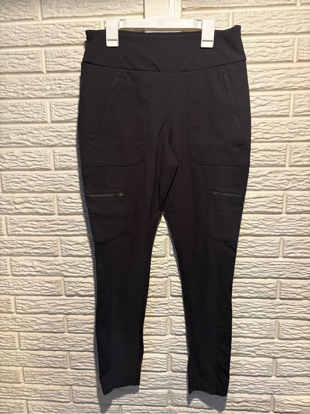 ATHLETA Charcoal Gray Women's Cargo Jogger Pants